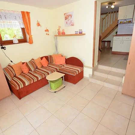 Prázdninový dům Poolincluded - Chalet Kuki